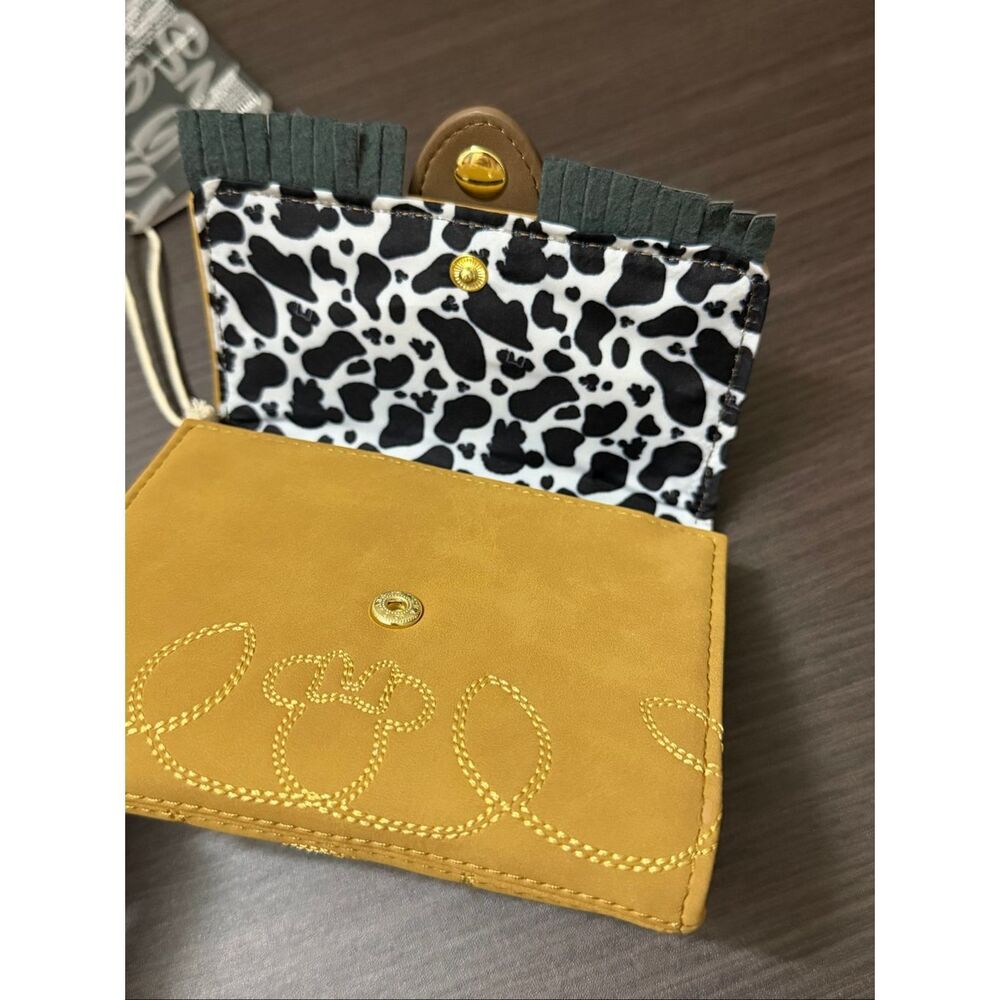 Loungefly Disney Minnie Mouse Western Patterned Wallet - Picture 3 of 4